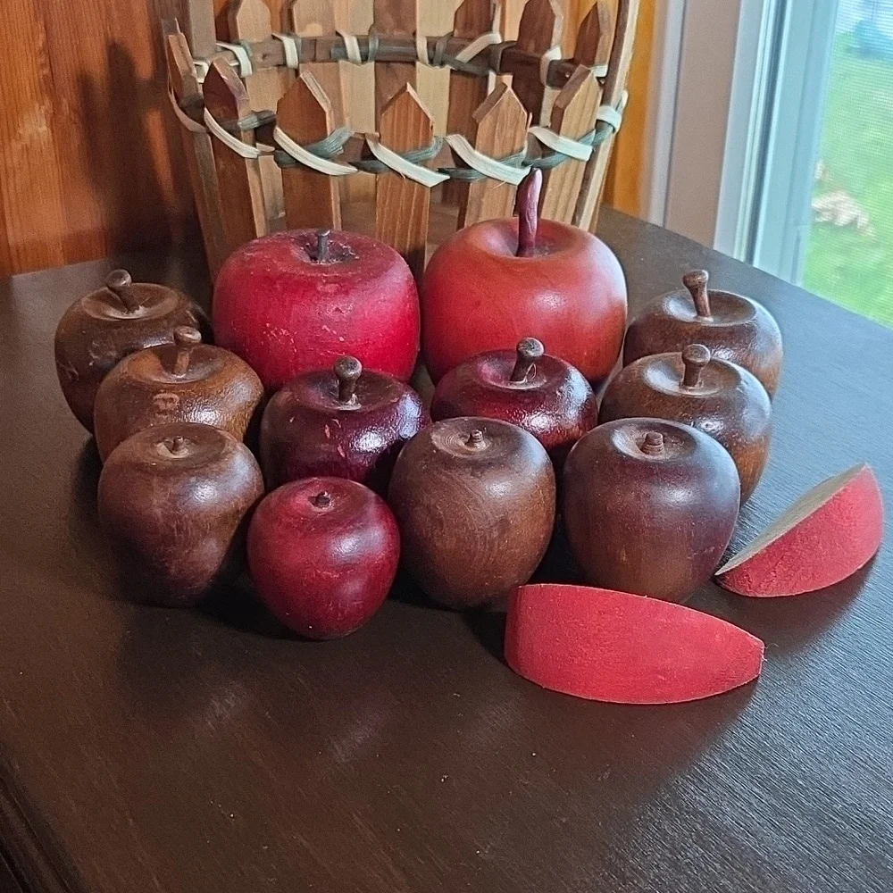 Wood Apples In Picket Fence Design Basket